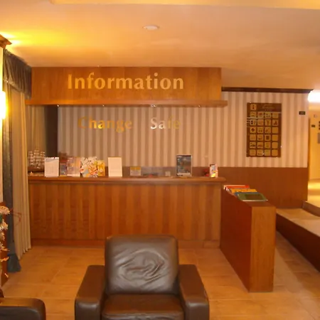 Two Bedroom With Balcony Apartamento